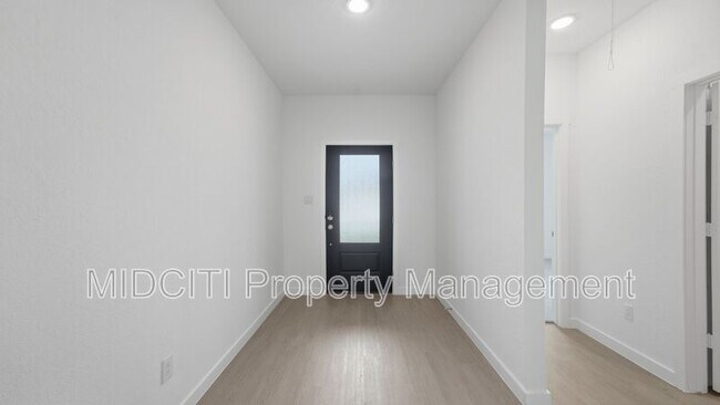 Foto del edificio - 8905 San Carlos