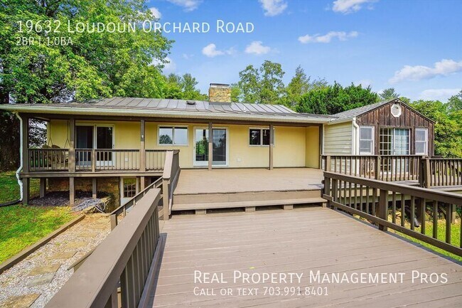 Building Photo - 19632 Loudoun Orchard Rd