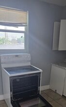 Building Photo - 1445 W 29th St