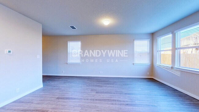 Building Photo - 10406 Ida Gdn Wy