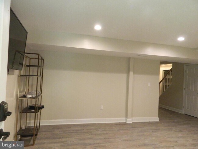 Foto del edificio - 7656 Kindler Rd