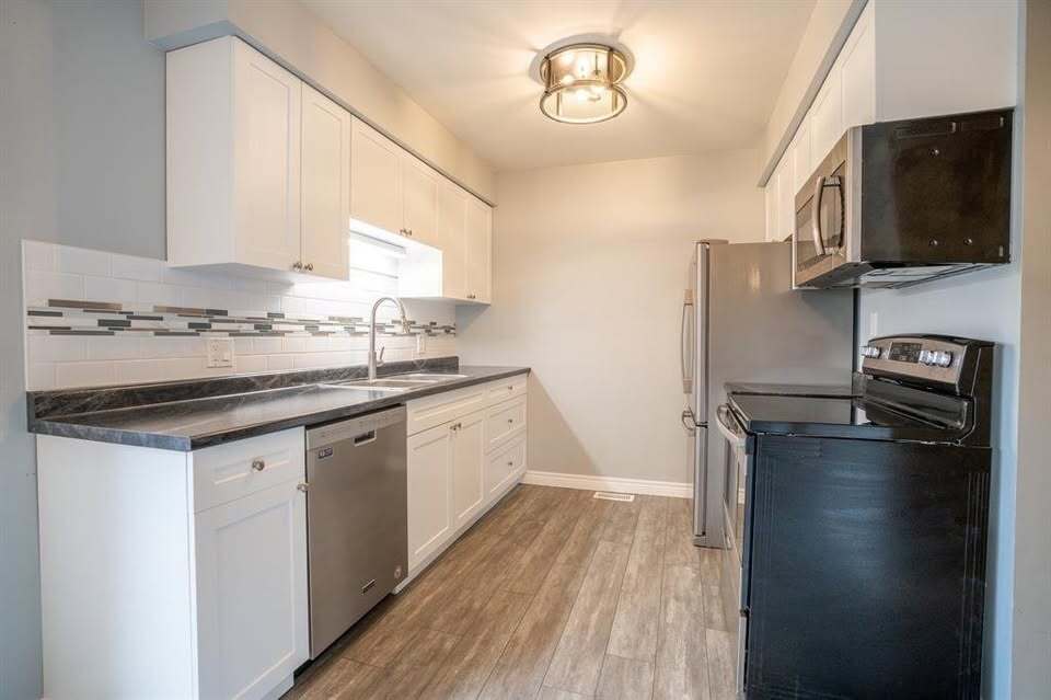 Photo principale - 301 Edgewood St