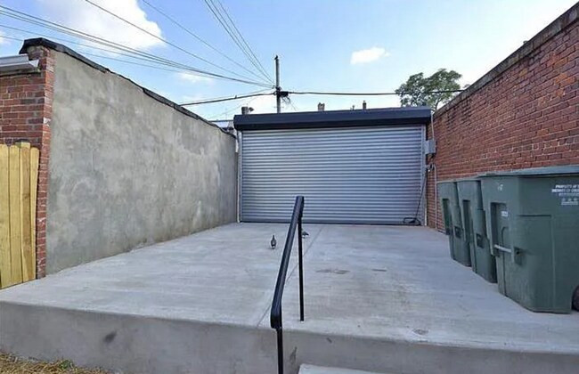 Foto del edificio - Perfect Row Home in Petworth! Parking Incl...