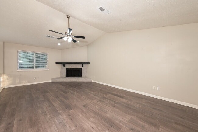 Foto del edificio - 5178 Scarbrough Ln