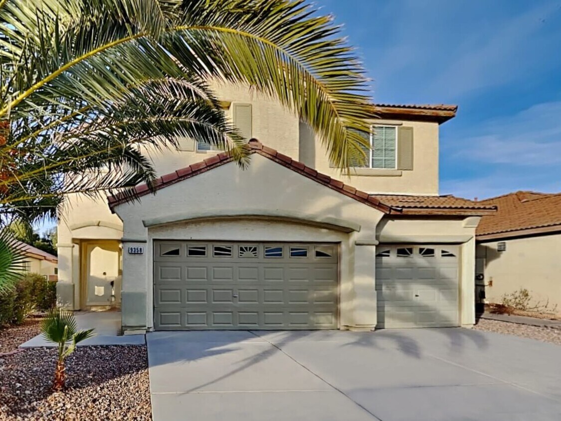 Foto principal - 9358 Monterey Cliffs Ave