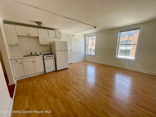 Foto del edificio - 434 Warren St