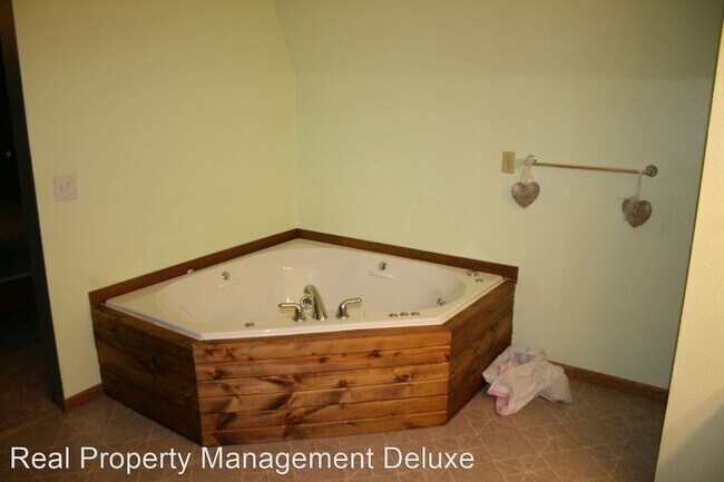 Foto del edificio - 3 br, 2.5 bath House - 110 Velkommen St. NE