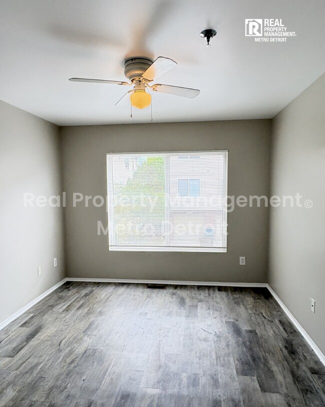 Foto del edificio - 15628 Stone Crossing Dr