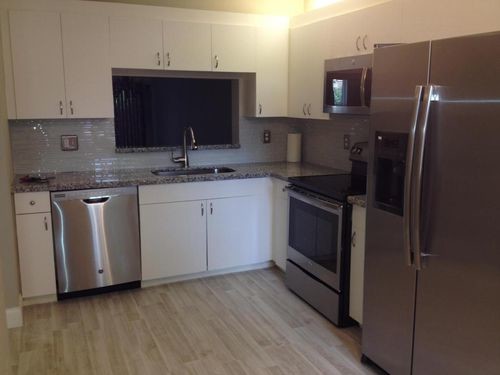 Foto del edificio - 340 NW 67th St