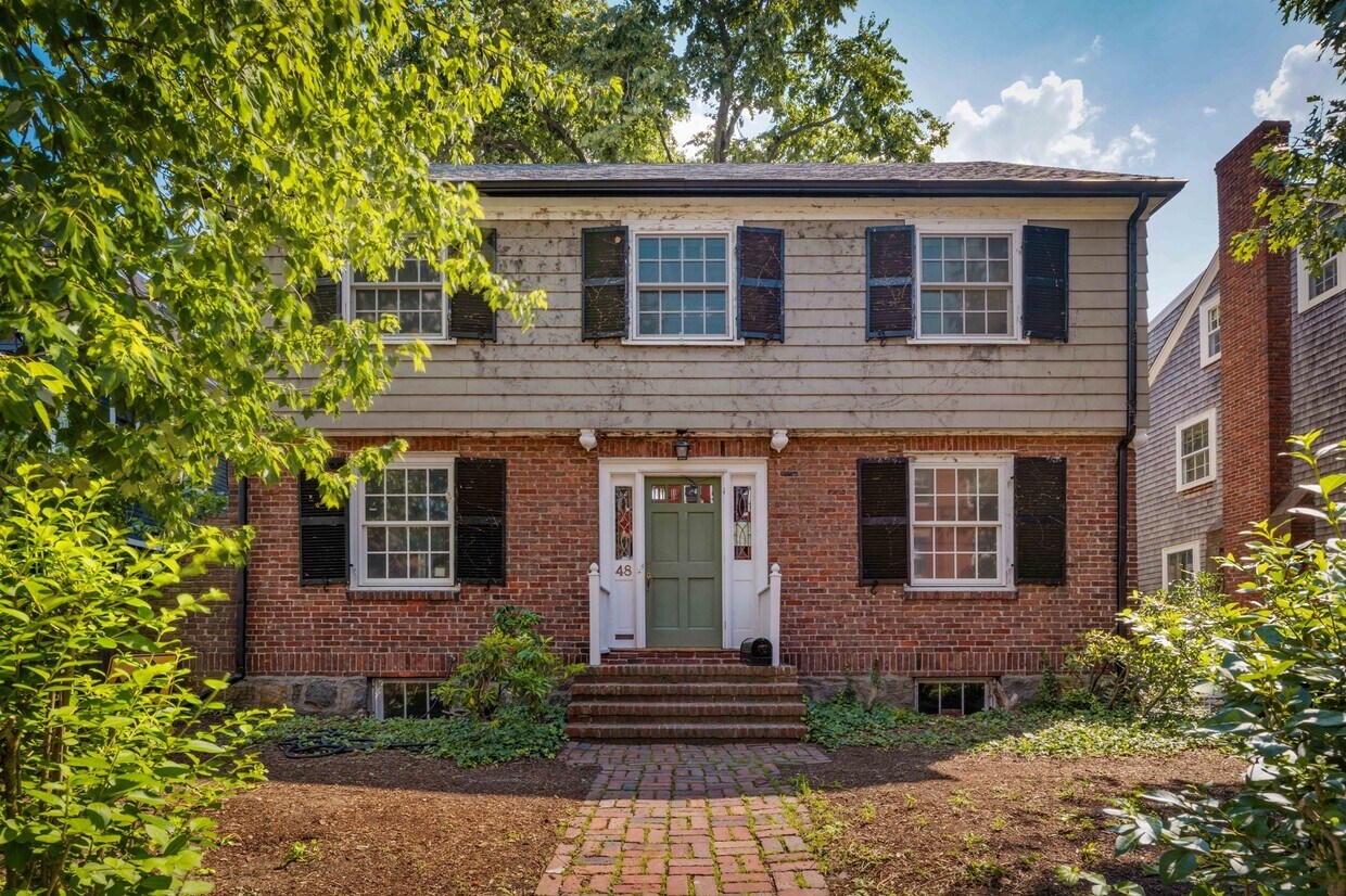 Primary Photo - 48 Gorham Ave