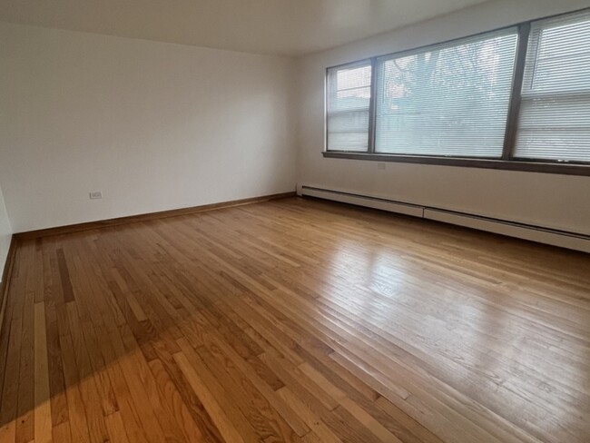 Building Photo - 5600 W Berenice Ave