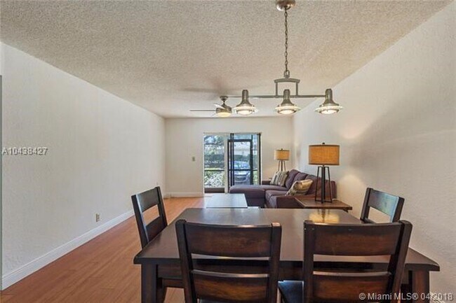 Building Photo - 4136 NW 88th Ave