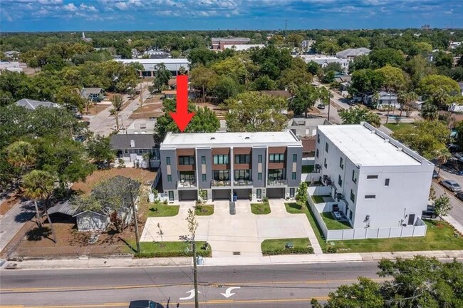 Building Photo - 2705 N Blvd