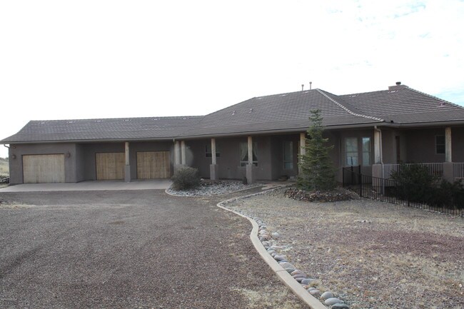 Building Photo - 2999 Iron Springs Rd