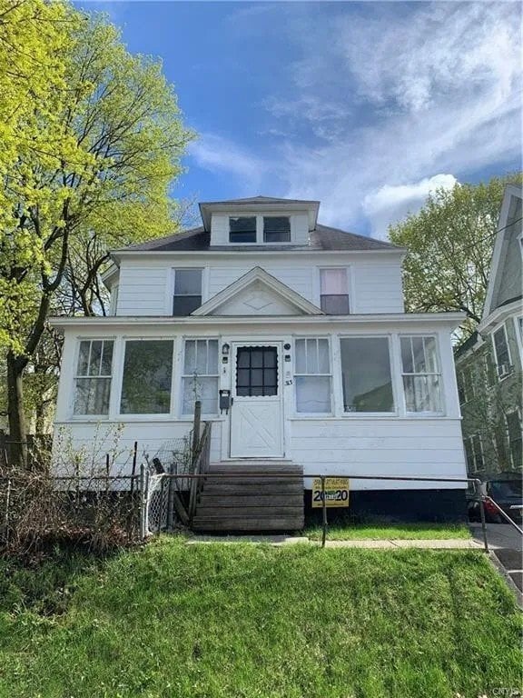 Building Photo - 313 Grant Ave