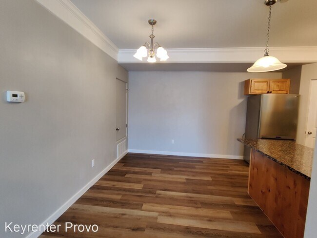 Building Photo - 3 br, 2 bath House - 8215 N Clear Rock Rd ...