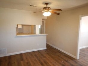 Building Photo - 11503 Bay Cedar Dr