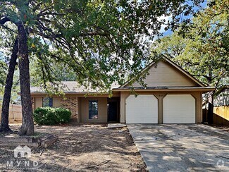 Building Photo - 717 Timberoaks Dr
