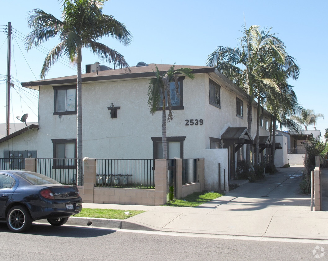 2539 Adelia Ave, South El Monte, CA 91733 Apartments in South El