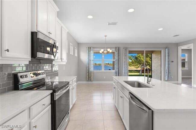 Building Photo - 16721 Siesta Drum Wy