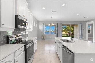 Building Photo - 16721 Siesta Drum Wy