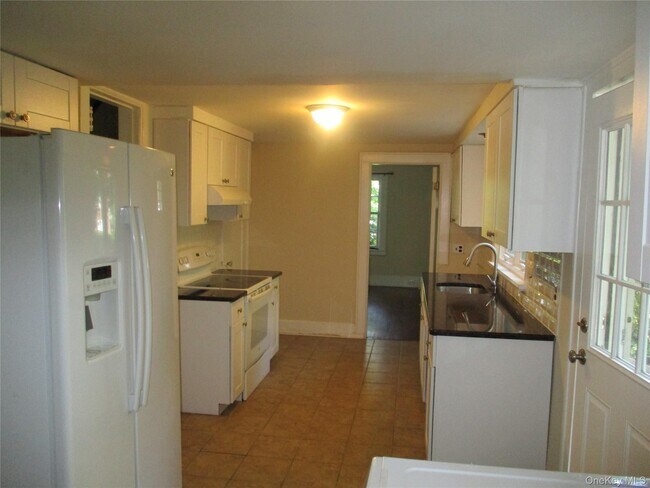 Foto del edificio - 8 Ridgecrest W