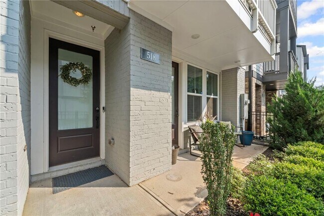 Foto del edificio - 518 Hargrove Ln