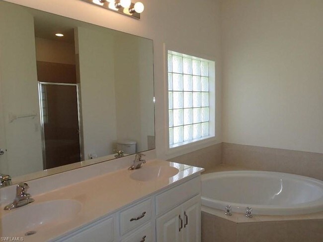 Foto del edificio - 1818 SW 39th Terrace