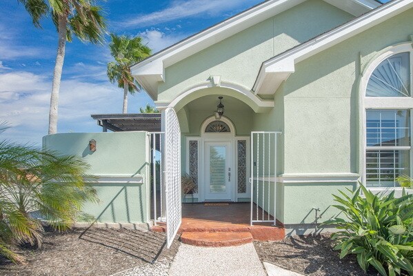 Foto del edificio - 15302 Beaufort Ct