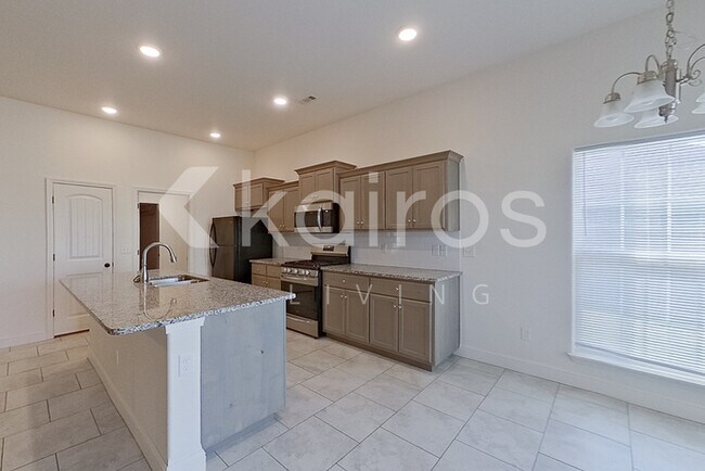 Foto del edificio - 109 Pin Oak St