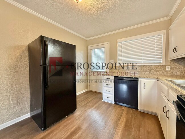 Foto del edificio - Tour Today! Studio Apartment in East Tyler! 1/2 Off First Full Months Rent!