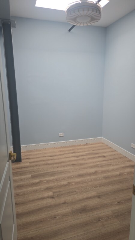 Foto del edificio - 9919 Roosevelt Rd