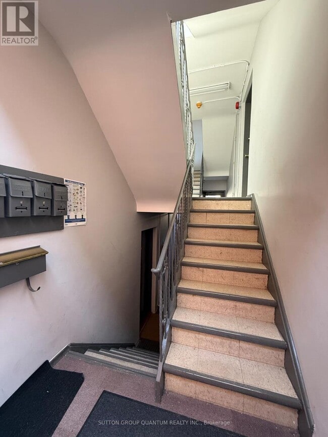 Building Photo - 25A-25A Milton St