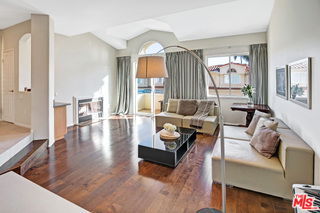 Foto del edificio - 6457 Zuma View Pl