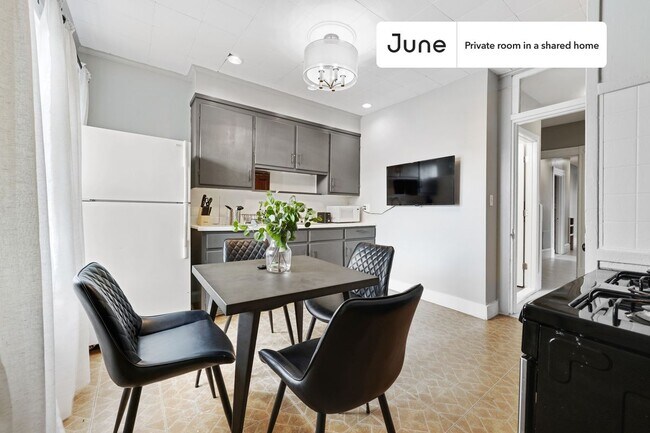 Foto del edificio - Room in Shared 4 bed/2 bath home