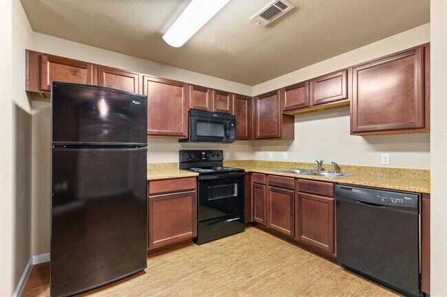 Foto del edificio - 908 W 21st St