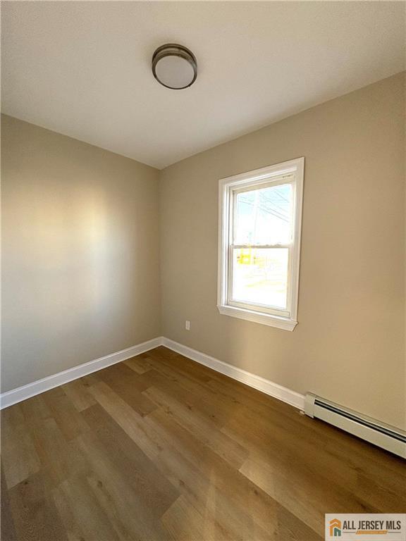 Foto del edificio - 402 Lawrence St