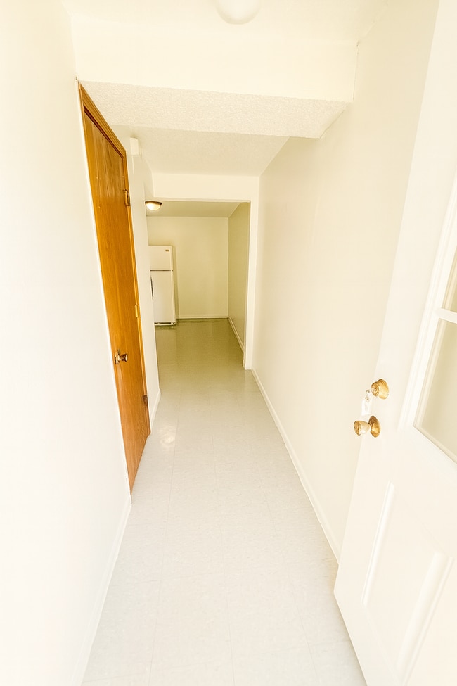 Building Photo - 2512 Elmwood Pkwy