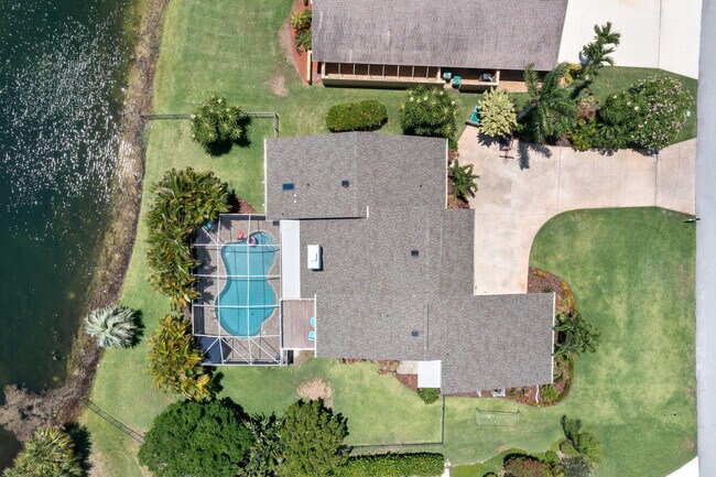 Building Photo - 617 Tortoise Way