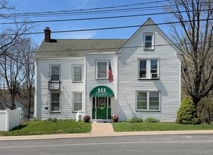 Building Photo - 111 N Main St