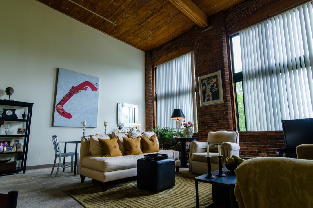 Living Area - THE WOOLEN MILL ASSOCIATES