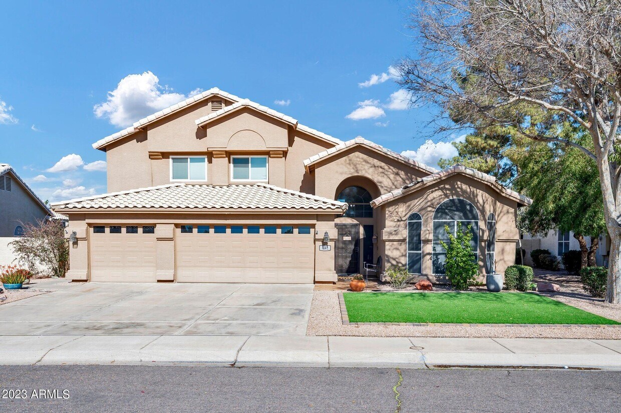 Foto principal - 412 W Sagebrush St