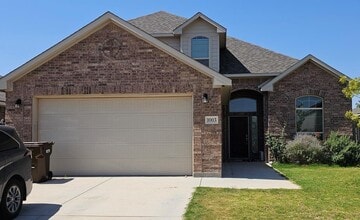 Building Photo - 1003 Fortitude Ct