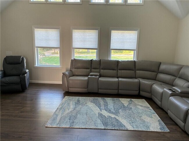 Foto del edificio - 20 Little Rest Rd