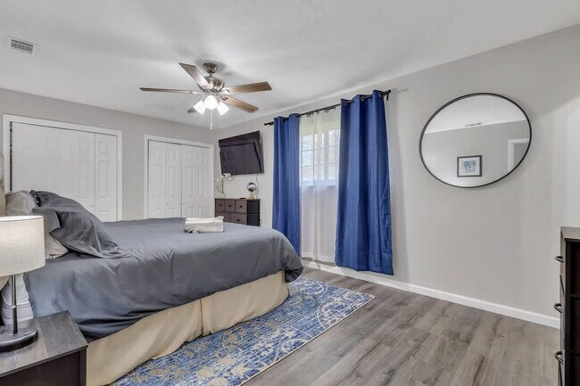 Building Photo - 303 Joel St