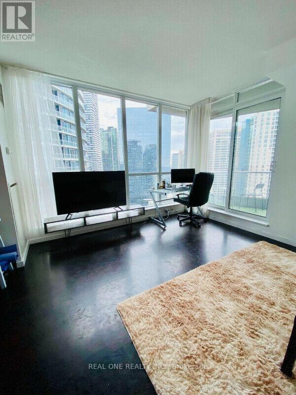 Building Photo - 208-2208 Queens Quay W