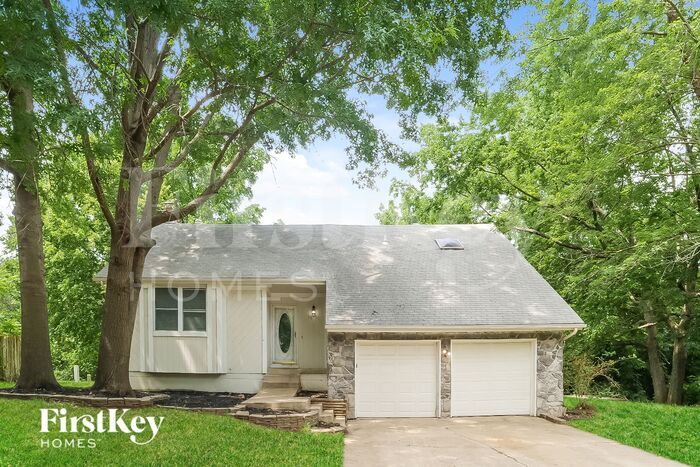 Foto principal - 105 Southeast Keystone Circle