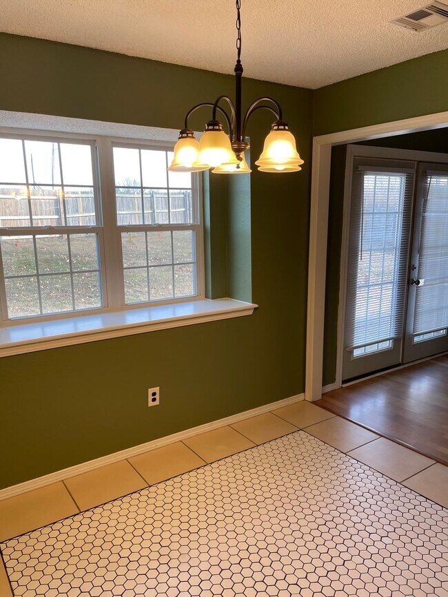 Foto del edificio - Cute 3 bedroom in Central BA, 2 bath, Back...