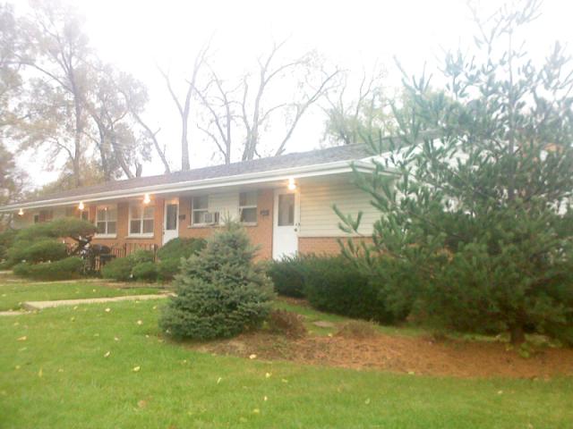 Primary Photo - 471-481 N Addison Rd