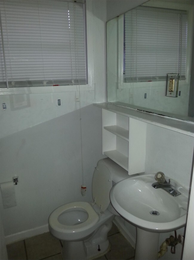Foto del edificio - 307 Flagg St